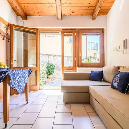 Sorrento Coast - Esclusiva Le Camelie Apartment